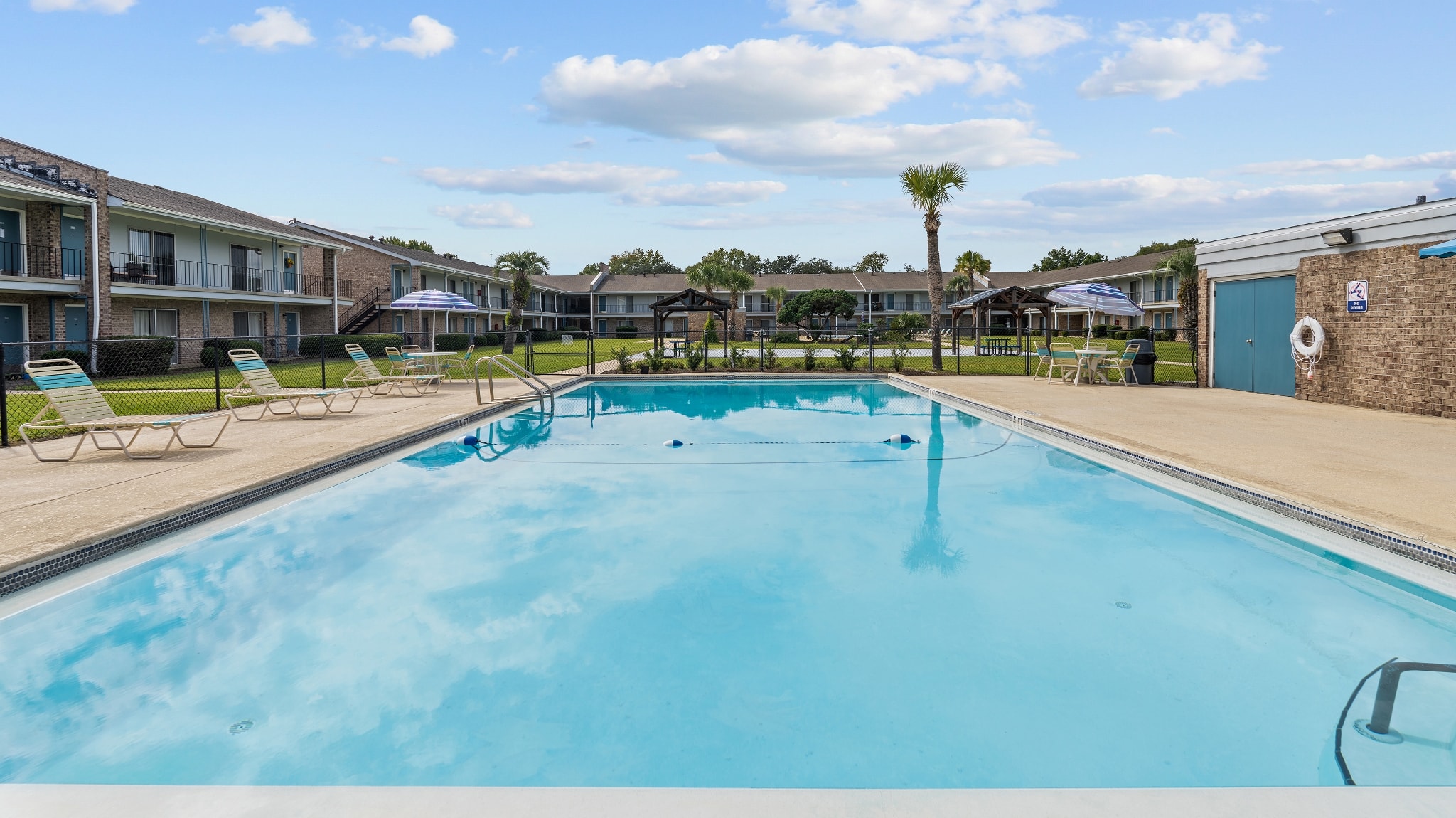 The Falcon House Photos Slider - Thumbnail