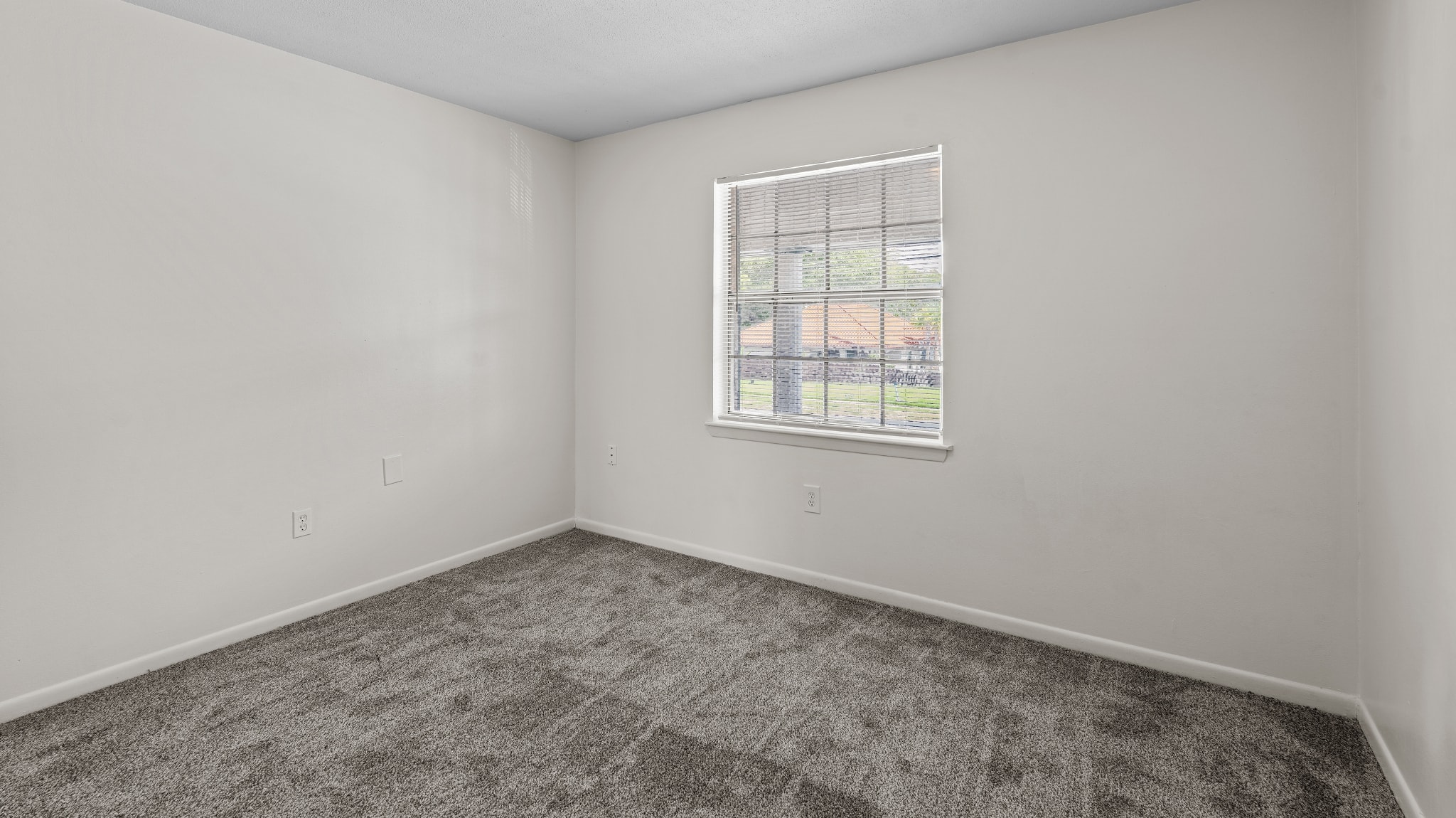 The Falcon House Photos Slider - Thumbnail